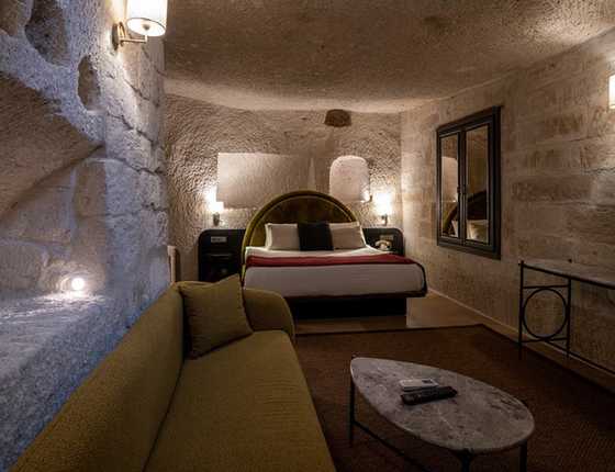 Artemis Cave Suites  - hotel room