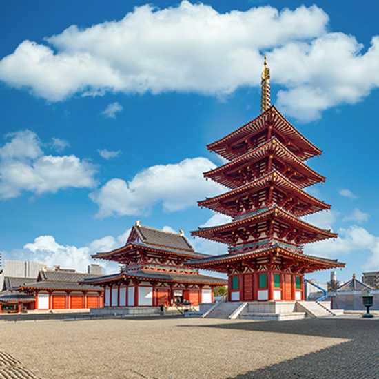Shitennō ji Temple in Osaka - World Holiday Vibes, Good Vibes Only