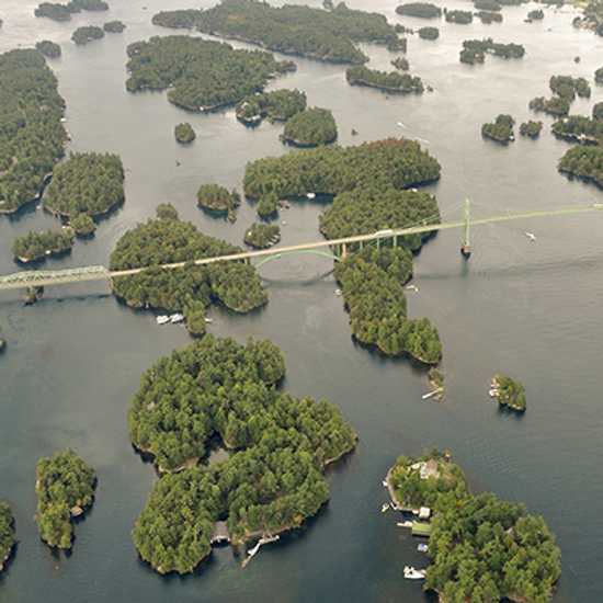 1000 Islands region Ontario - World Holiday Vibes, Good Vibes Only