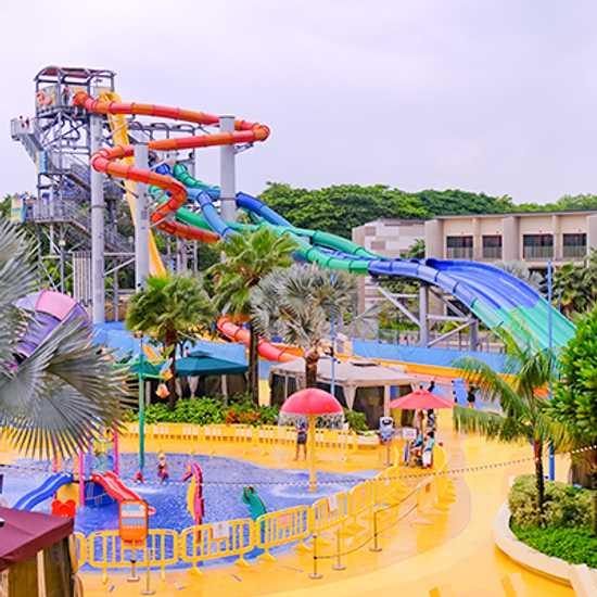 Hulhumale Water Theme Park, top fun things to do in Male - World Holiday Vibes
