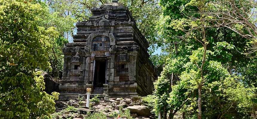 Siem Reap Culture & Traditions - World Holiday Vibes, Good Vibes Only