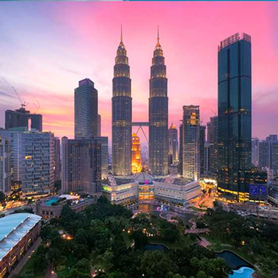 Petronas Twin Towers, top rated tourist attractions in Kuala Lumpur - World Holiday Vibes