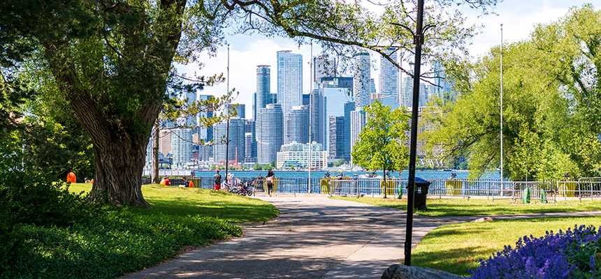 Best time to visit Toronto in Canada - Good Vibes Only