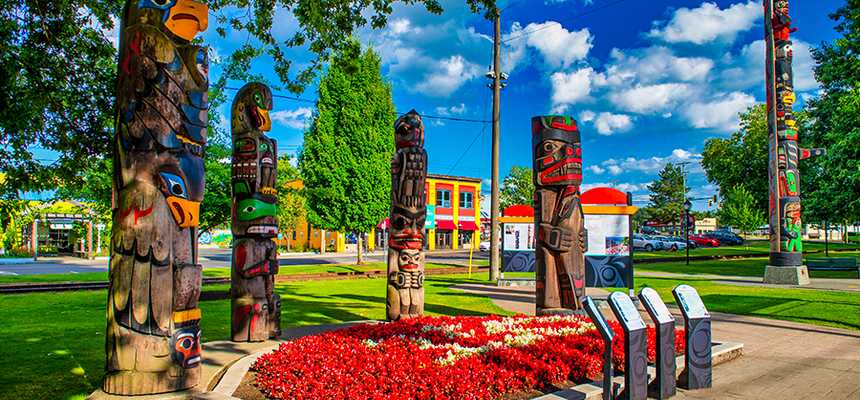 Culture & Traditions in Ontario - World Holiday Vibes, Good Vibes Only