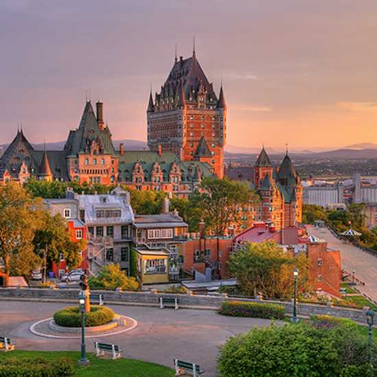 Old Quebec City - Good Vibes Only