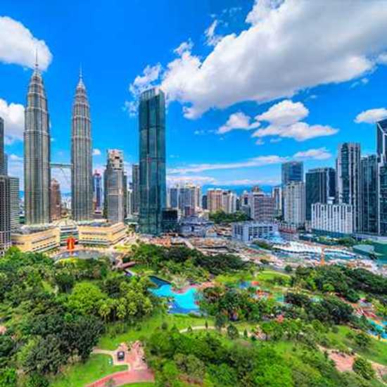 Peranakan, fashion trends in Kuala Lumpur - World Holiday Vibes