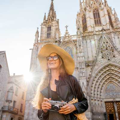 Low cost holiday packages to Barcelona with Low Cost Vibes, Top UK Travel Agents