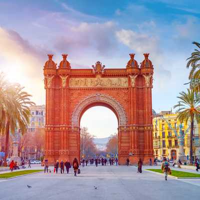 Cheap Short Breaks to Barcelona including flights & hotels from London - Low Cost Vibes