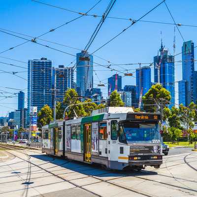 Melbourne: Australia's Vibrant Metropolis🌆🏞️ hero image